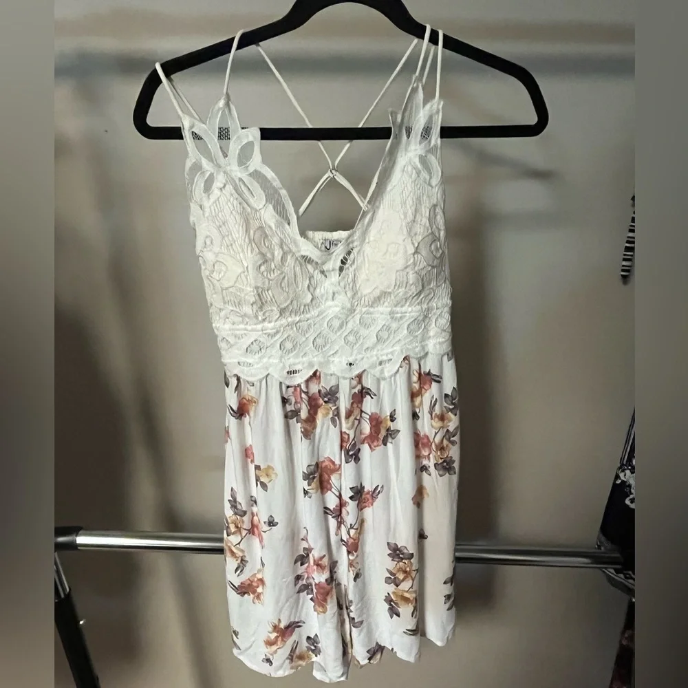Romper - Picture 2 of 2